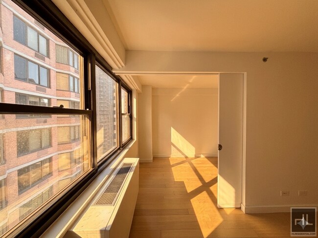 East 39th Street