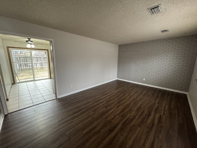 Photo - Enjoy the charm of this 2 bedroom, 1 bathroom house.