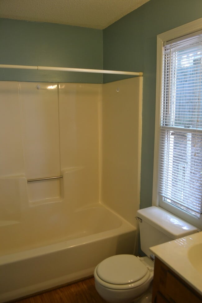 Photo - Adorable Studio Cottage in Central