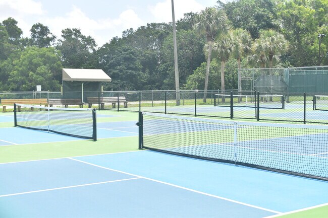 Photo - 8300 Waterline Dr Unit 103