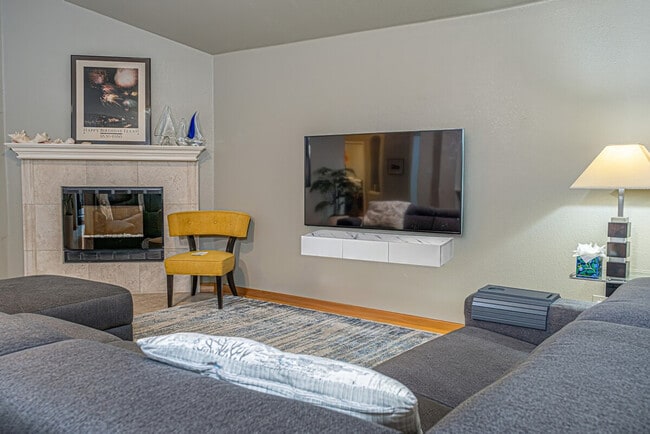 Building Photo - 10313 Snapdragon Dr Rental