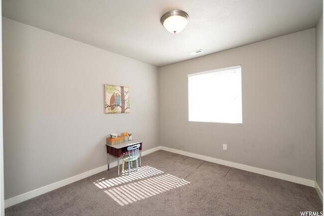 14431 S Ferndale Way