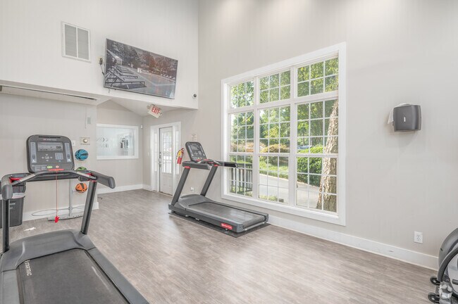 FITNESS CENTER - Park on Clairmont