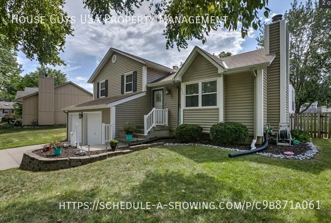 Photo - 420 SE Onyx Dr