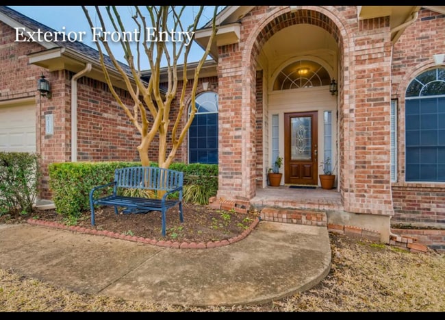 Photo - 207 Chesapeake Bay Ln N