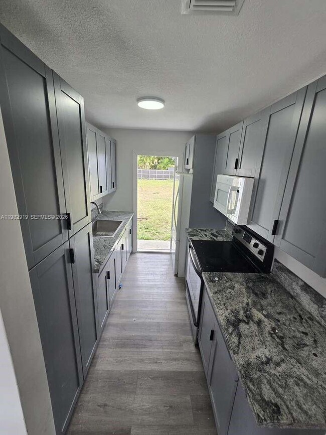 Photo - 26633 SW 138th Ct Unit 1