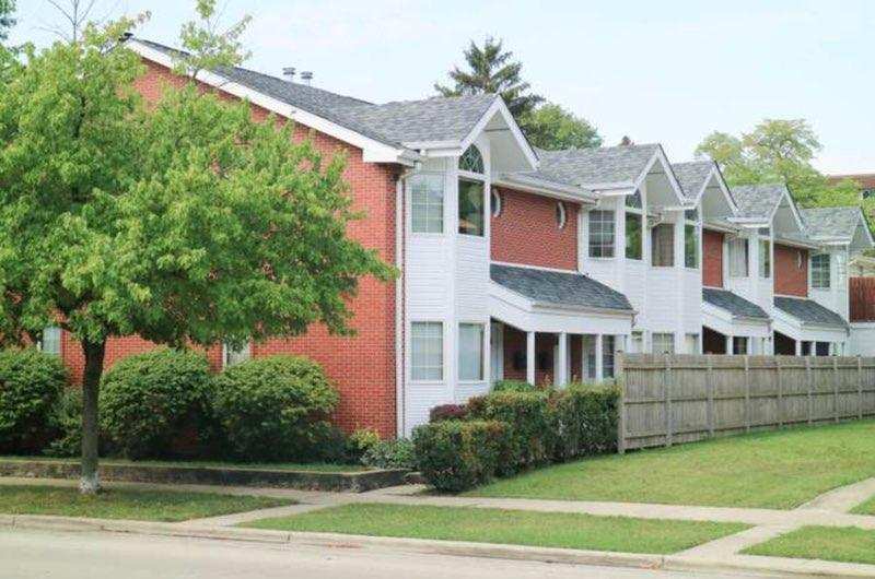 Photo - 309 Elgin Ave