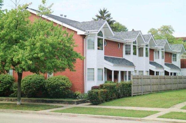 Building Photo - 309 Elgin Ave