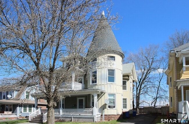 Photo - 75 Wilcox Ave