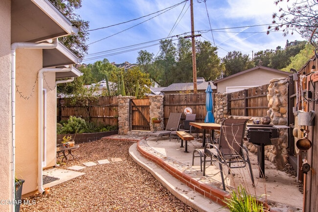 Photo - 1226 Aster St