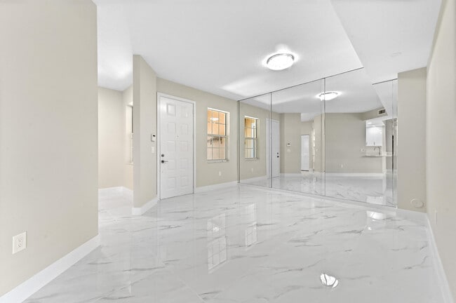 Photo - 12510 Crystal Pointe Dr