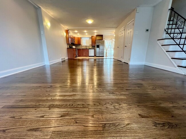 Photo - 3-Bedroom Townhome in Parkwood with Finished Basement! Available NOW!