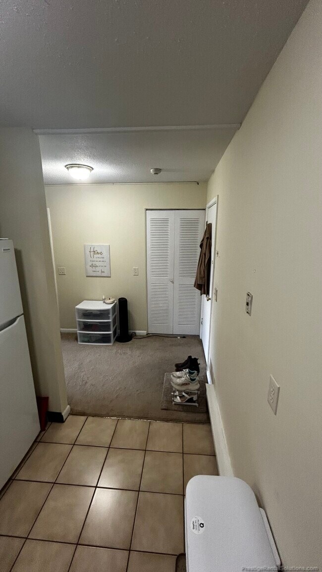 66 Mayflower Ave Unit 1