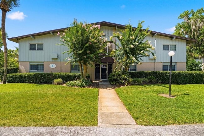 Building Photo - 1695 Lee Rd Unit B204