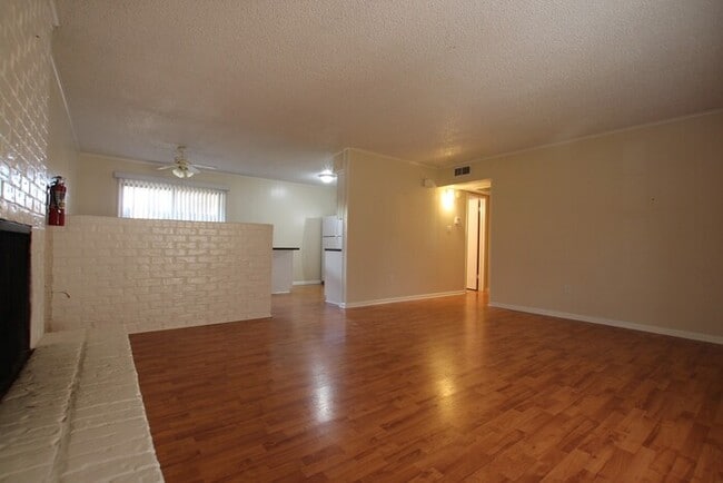 Photo - TOUR TODAY! Willow Park Town Homes- (Unit 20) 2 Bedroom Town house for Rent in Lindale!
