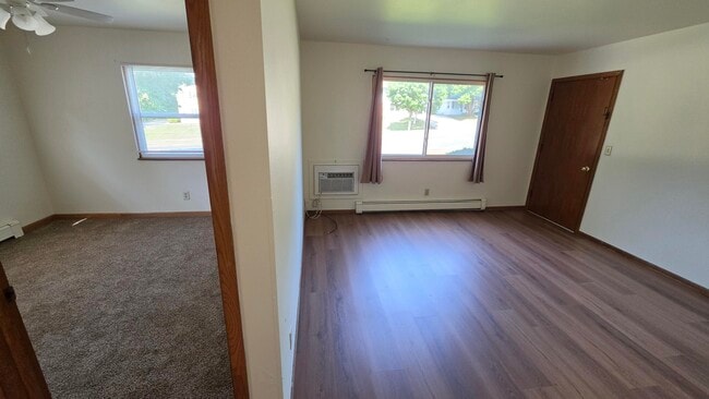 Photo - 515 N 18th Ave