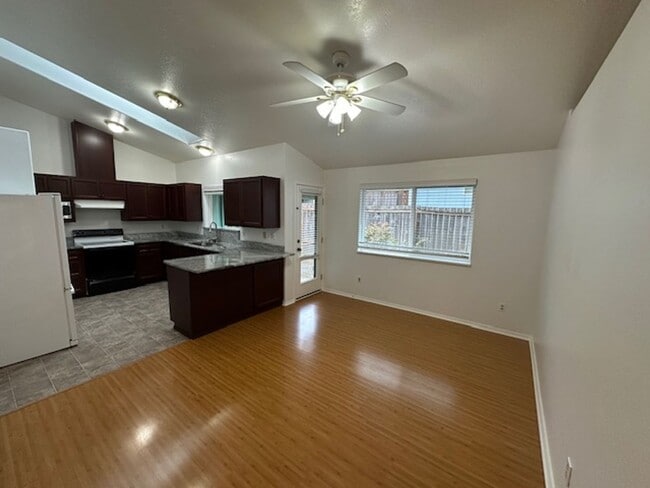 Photo - Duplex for rent