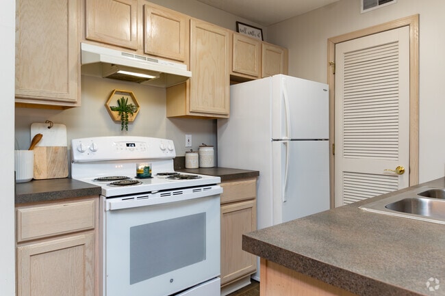 Interior Photo - The Ridge at Chestnut Hill Rental