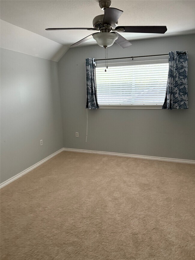 Photo - 9634 Rockhurst Dr