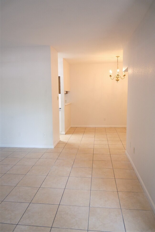 Photo - 10811 Richmond Ave. Unit True