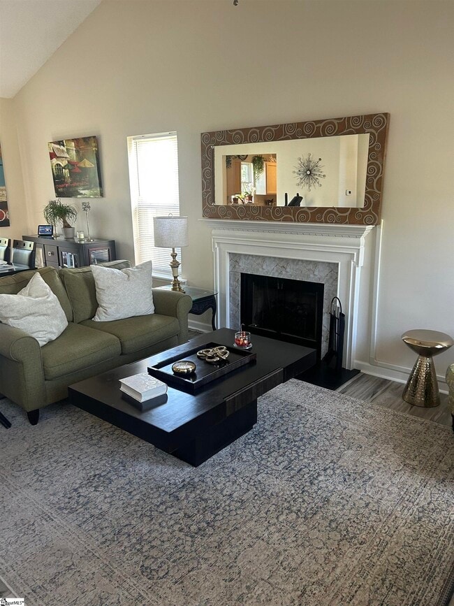 Photo - 110 Shelby Ct