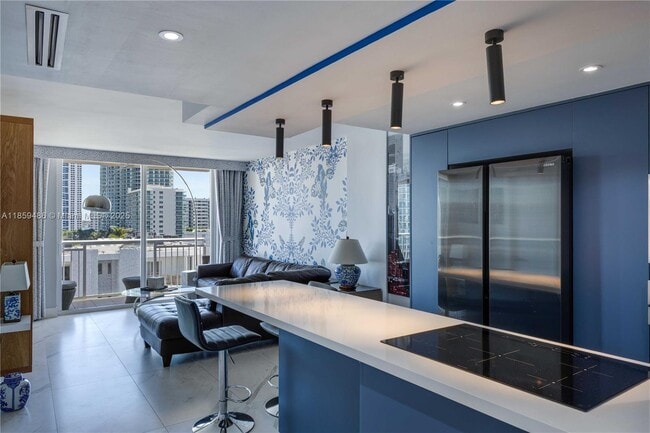 Building Photo - 1345 Lincoln Rd Unit 1004 Rental