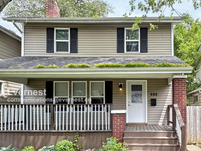Building Photo - 686 S Ogden Ave Rental