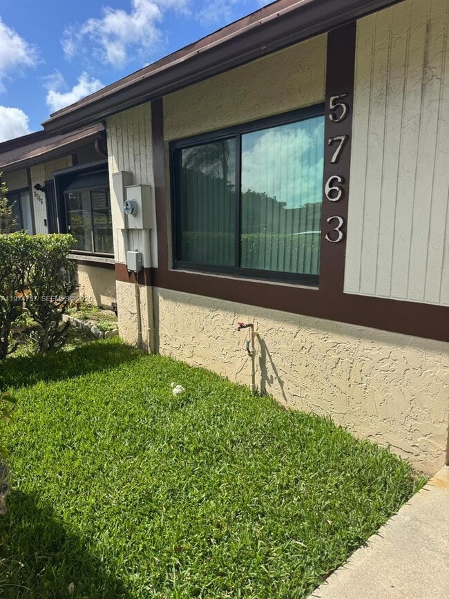 Photo - 5763 N Park Rd