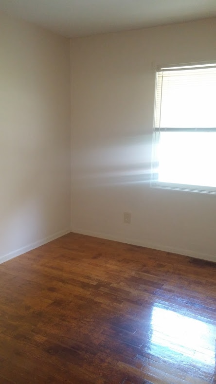 Photo - 4608 Valley Ln