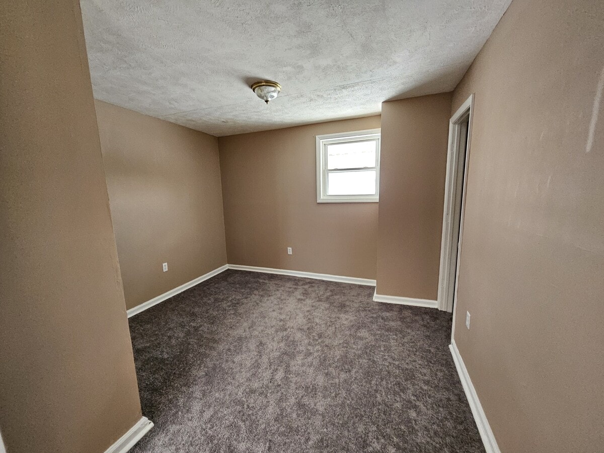 Photo - 108 Carter St