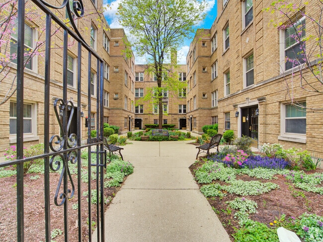 Building Photo - 227 Washington Blvd Unit 3S Rental