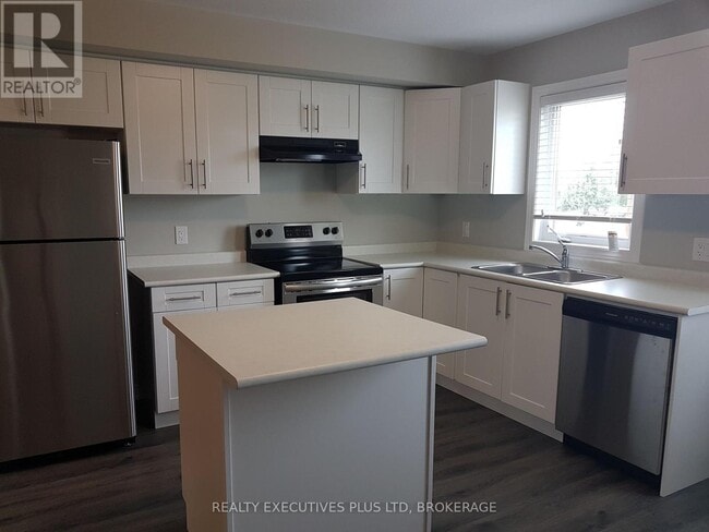 Photo - 7768 Ascot Cir