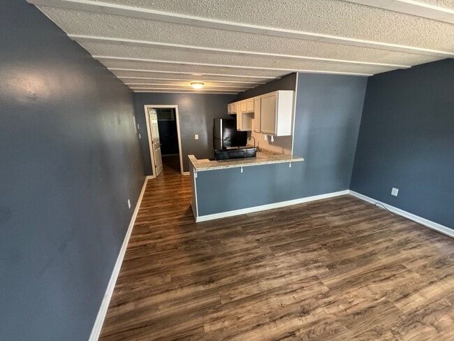 Photo - Belvedere912-914 Unit 914 Belvedere Street