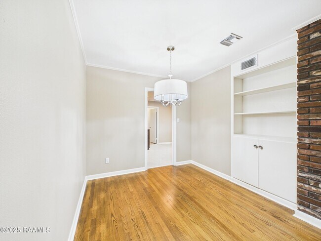 Photo - 216 Brentwood Blvd Casa