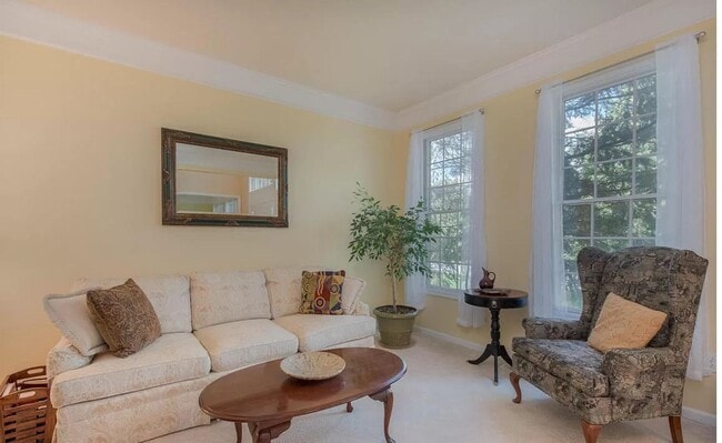 Photo - Beautiful large 4 bedroom Home