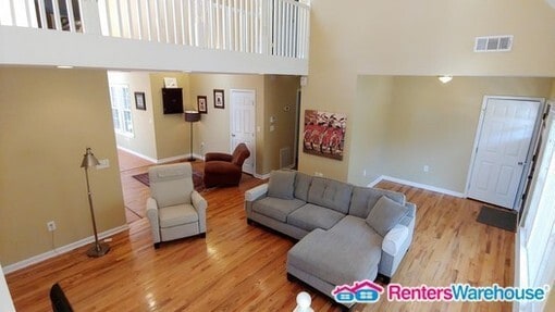 Photo - 1498 Deerwood Dr