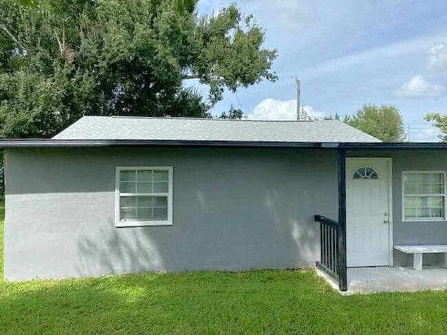 COMING SOON!!! Charming 3 Bedroom 1 Bathroom Home in Punta Gorda! - COMING SOON!!! Charming 3 Bedroom 1 Bathroom Home in Punta Gorda!