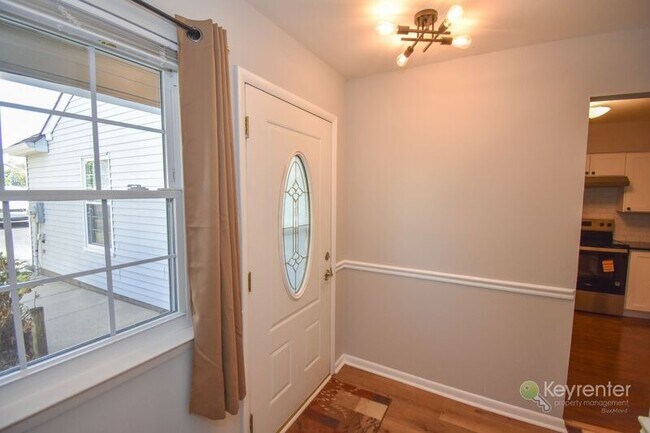 Photo - 134 Wigton Cir