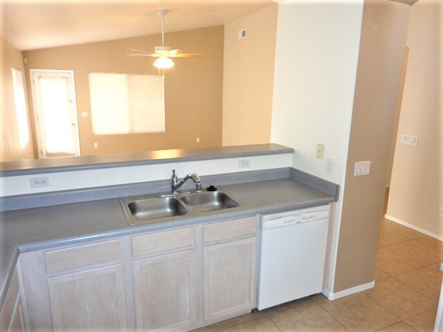 Photo - 9045 W Holly St