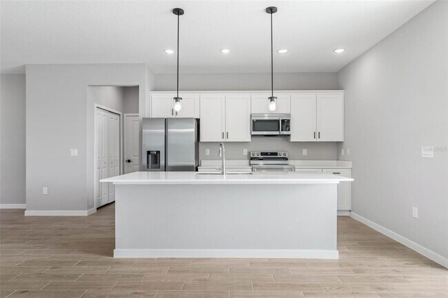 Photo - 23 Weymouth Ln