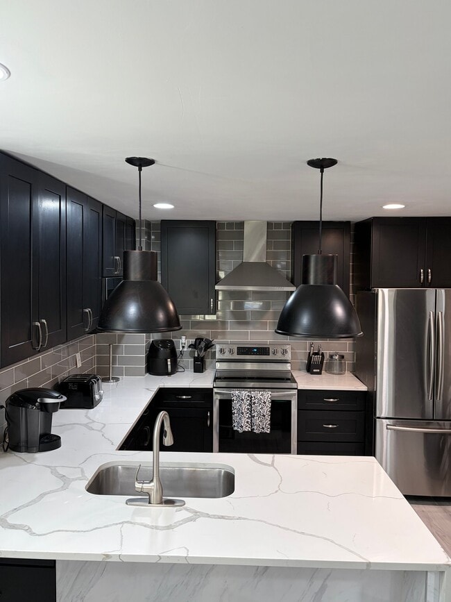 Photo - 665 S Preston Ct Unit B