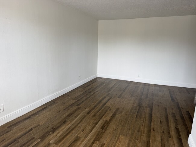 Photo - 5741 SW 36th Ct Unit 207