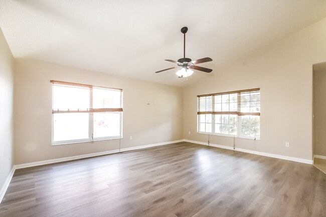 Photo - 2856 Snowy Owl Ct