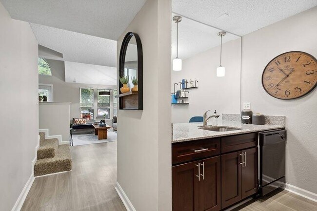 Photo - ReNew MidTown