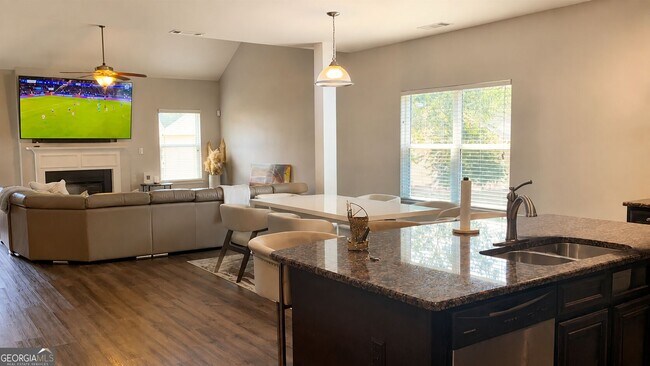 Photo - 1301 Rose Terrace Cir