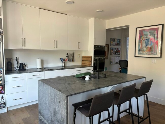 Photo - 203 Carl St Unit A