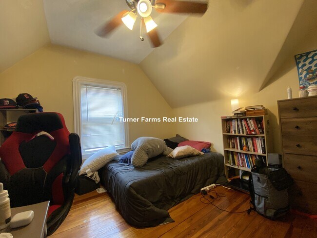 Photo - 21 Chandler St Unit 3