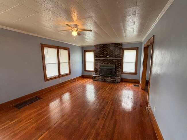 Photo - 15 Boehler St