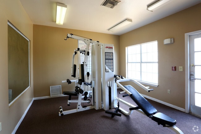 Gimnasio abierto las 24 horas - Stoddert Place