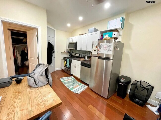 Photo - 88 Hancock St Unidad 9